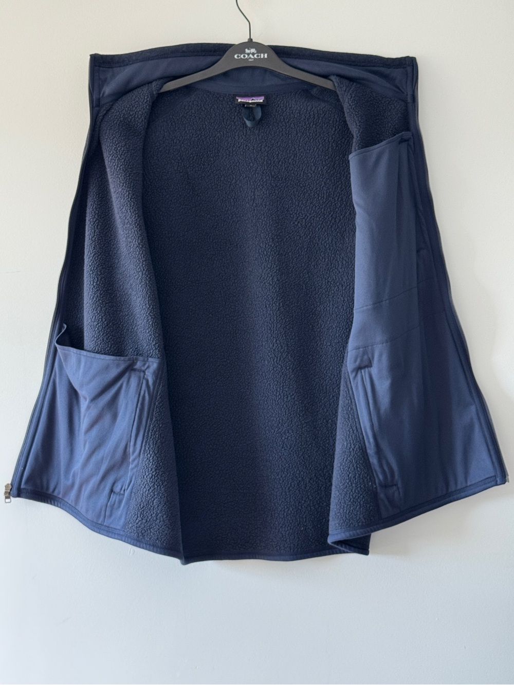 Patagonia Men's Better Sweater Fleece Vest -Navy Blue - Size XL - Picture 4 of 13
